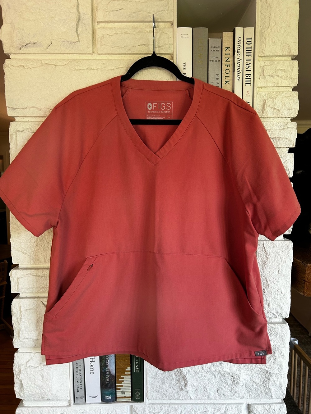 FIGS Batara Scrub Top Size XXL